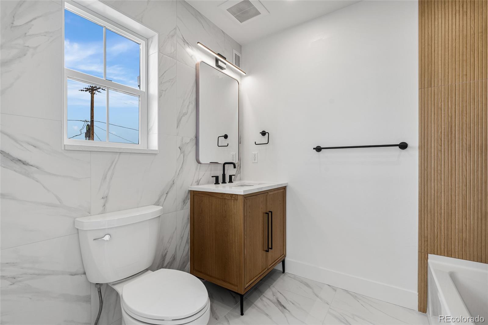 MLS Image #38 for 2360 s acoma street,denver, Colorado
