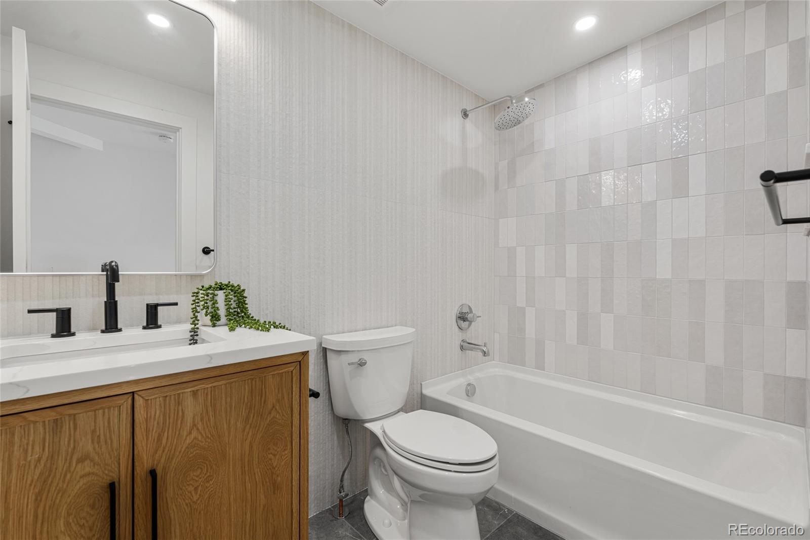 MLS Image #42 for 2360 s acoma street,denver, Colorado