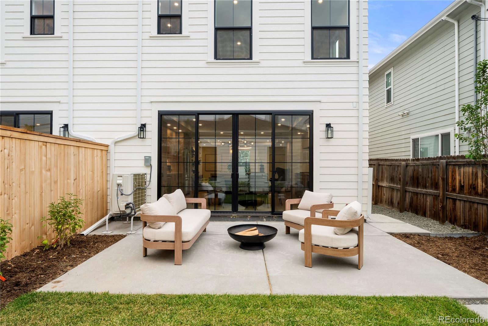 MLS Image #46 for 2360 s acoma street,denver, Colorado