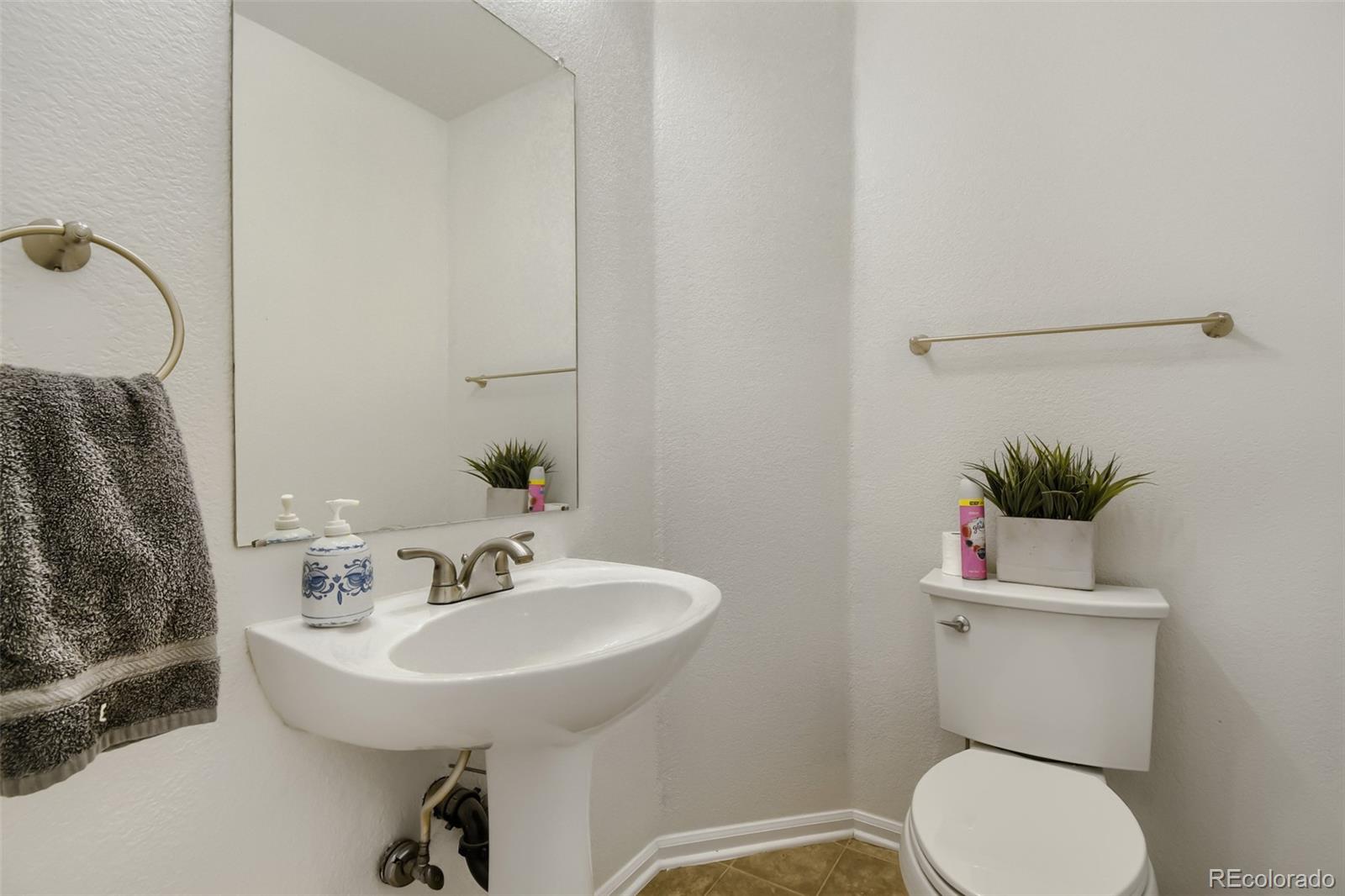 MLS Image #13 for 1128  lark lane,brighton, Colorado
