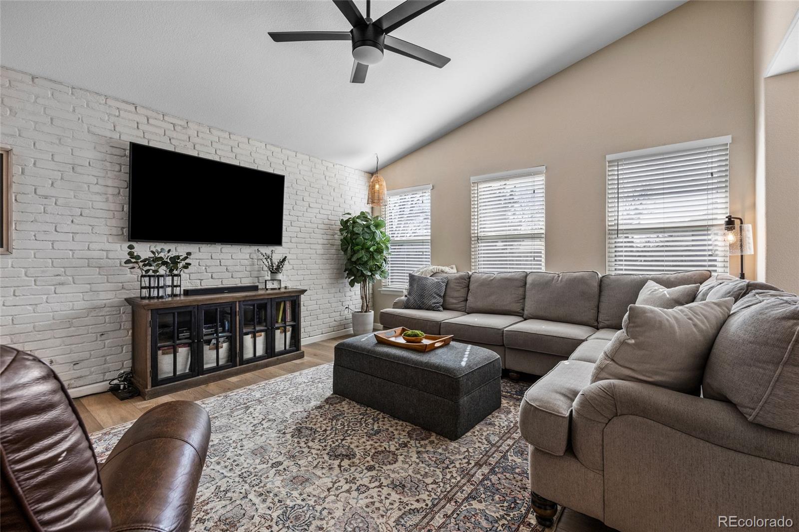 MLS Image #4 for 16358 e phillips lane,englewood, Colorado