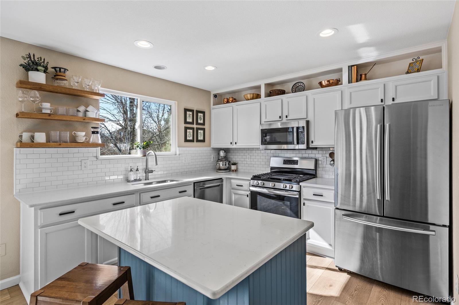 MLS Image #8 for 16358 e phillips lane,englewood, Colorado
