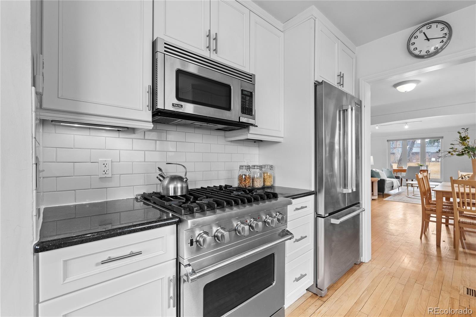 MLS Image #11 for 1121  hudson street,denver, Colorado