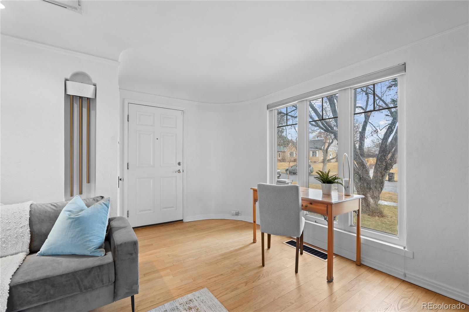 MLS Image #16 for 1121  hudson street,denver, Colorado