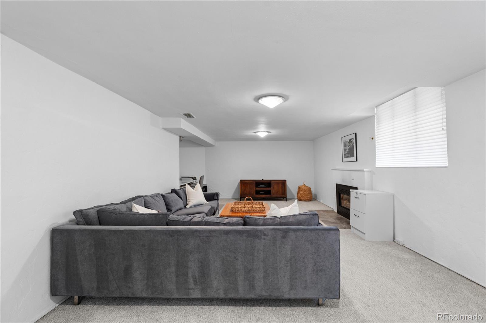 MLS Image #26 for 1121  hudson street,denver, Colorado