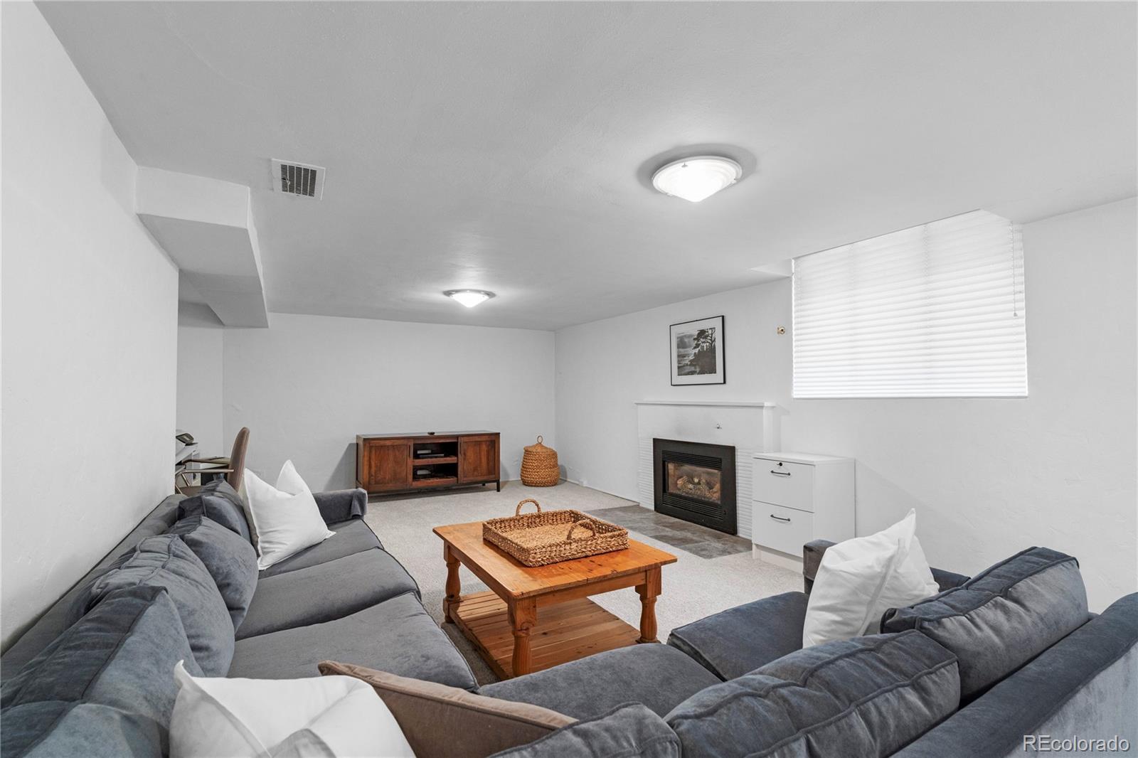 MLS Image #27 for 1121  hudson street,denver, Colorado