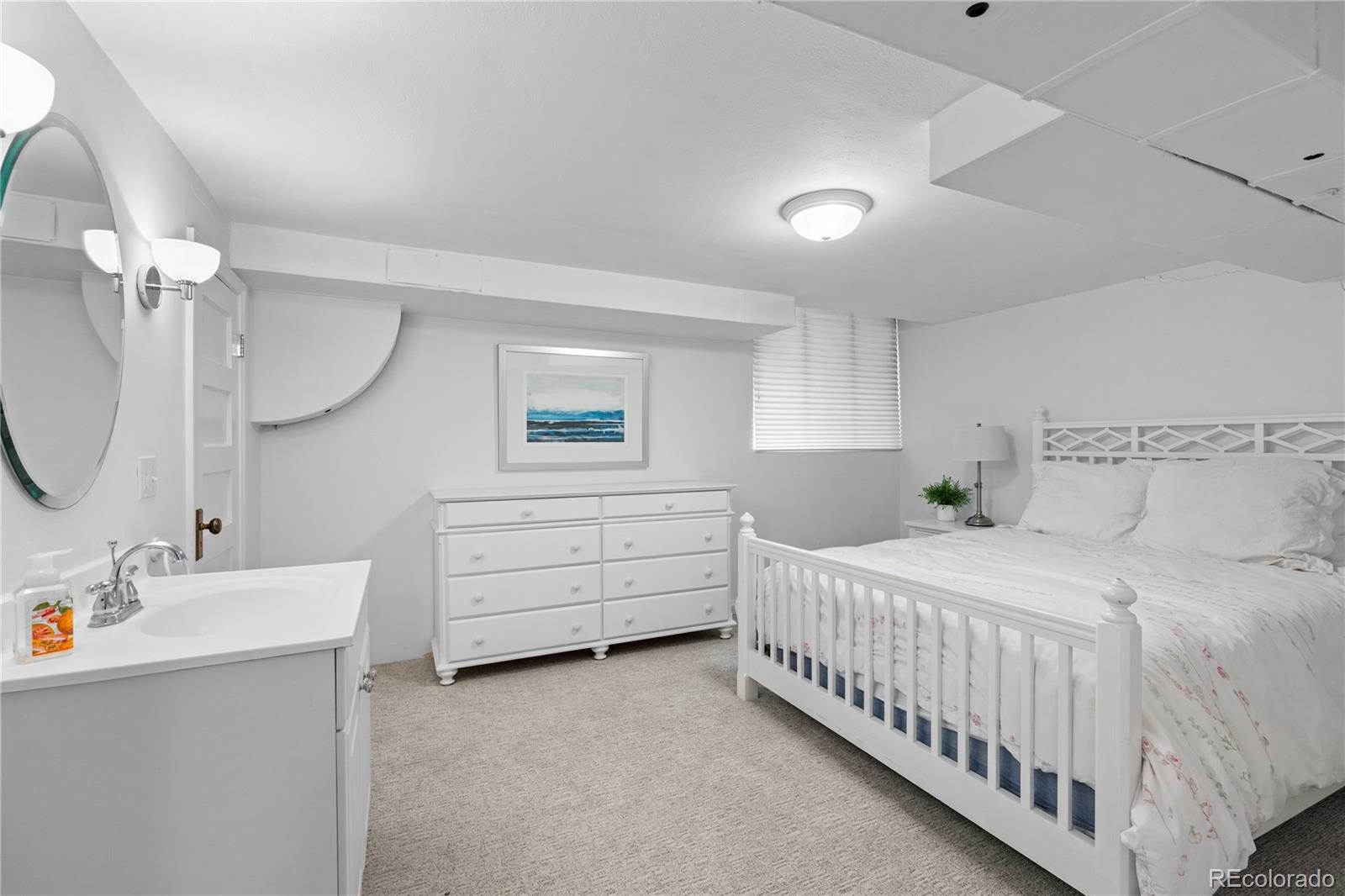 MLS Image #29 for 1121  hudson street,denver, Colorado