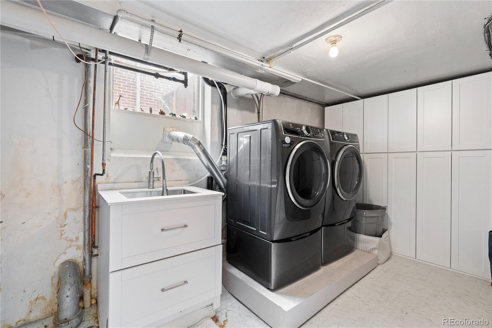 MLS Image #33 for 1121  hudson street,denver, Colorado