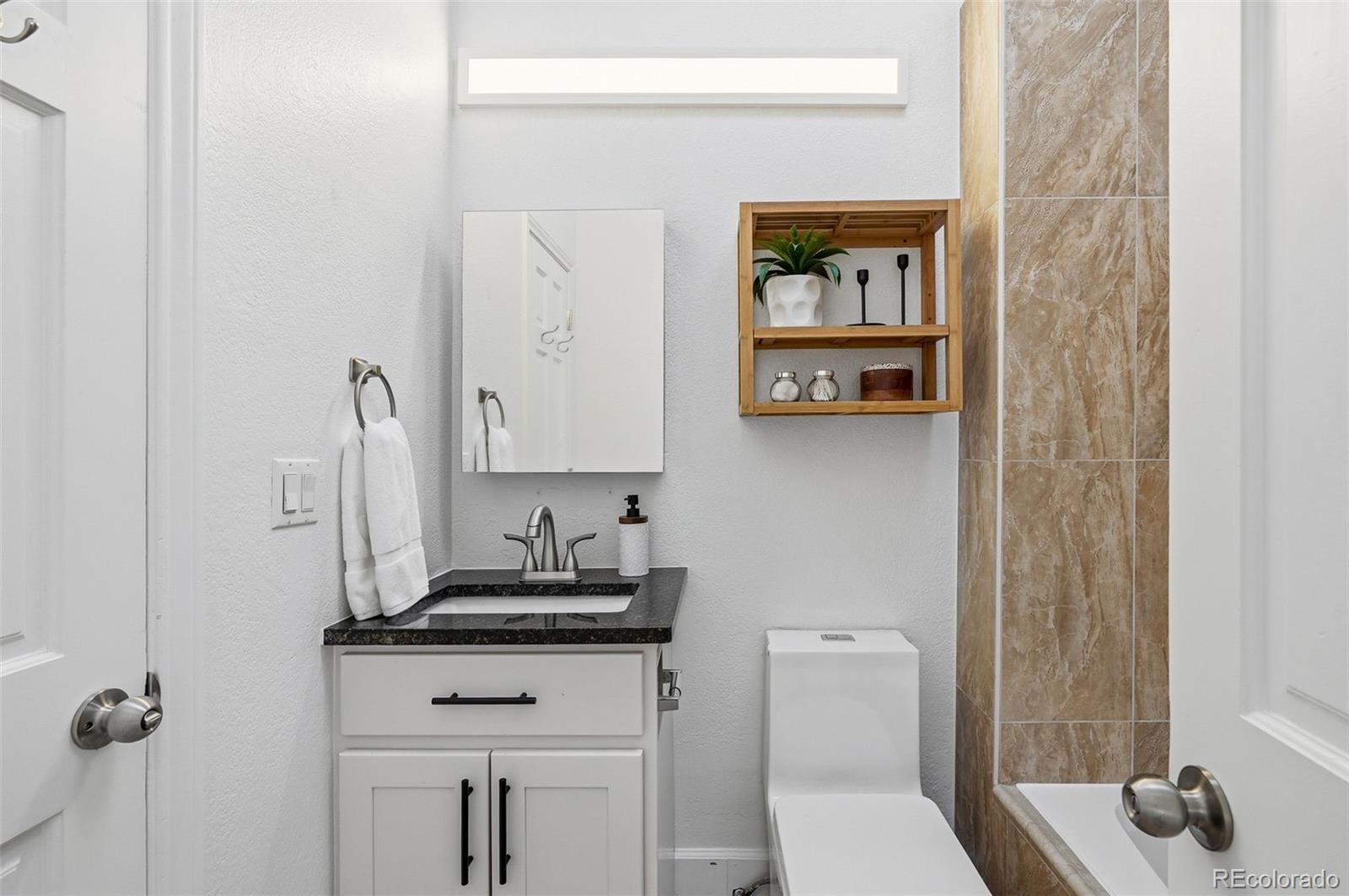 MLS Image #19 for 3030 w prentice avenue,littleton, Colorado