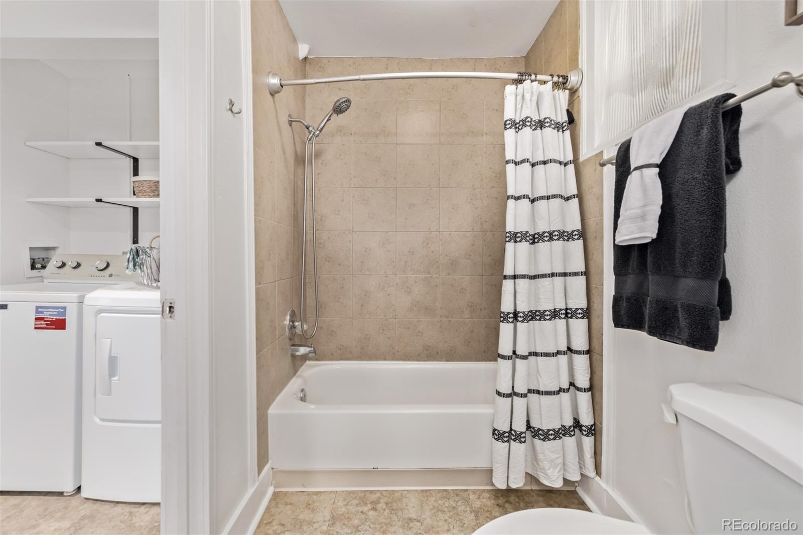 MLS Image #18 for 30  fox street,denver, Colorado