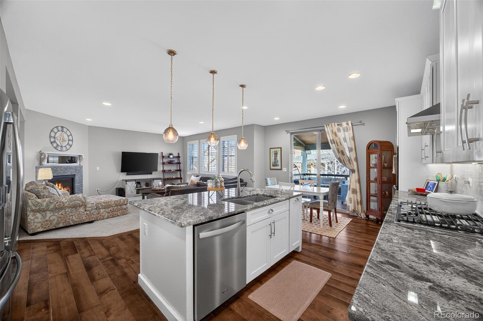 MLS Image #2 for 26923 e ottawa place,aurora, Colorado