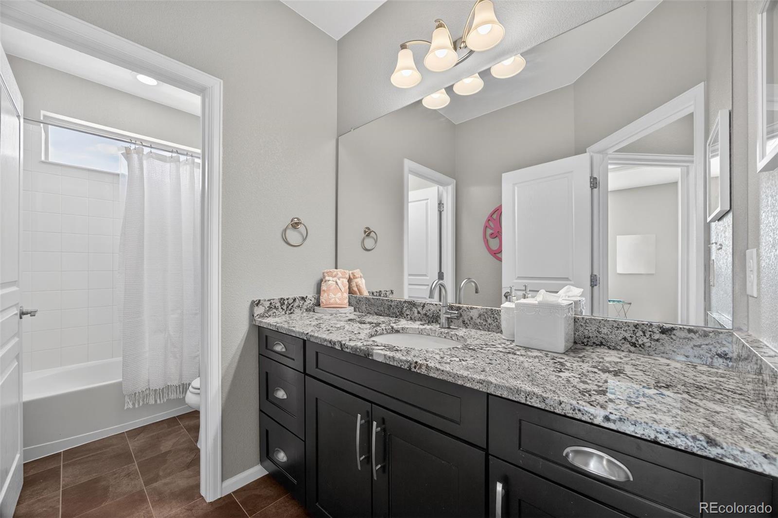 MLS Image #26 for 26923 e ottawa place,aurora, Colorado