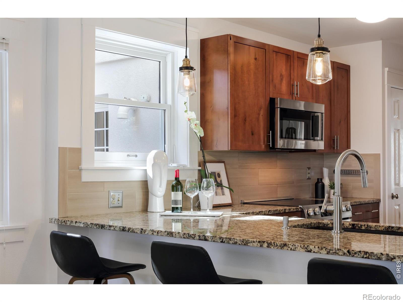 MLS Image #8 for 751  grant place,boulder, Colorado