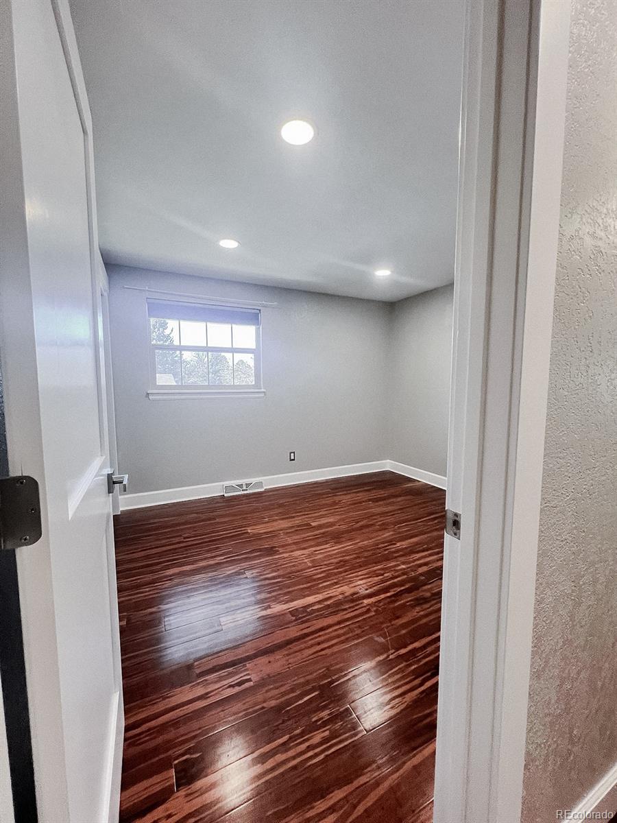 MLS Image #16 for 7184 s clarkson street,centennial, Colorado