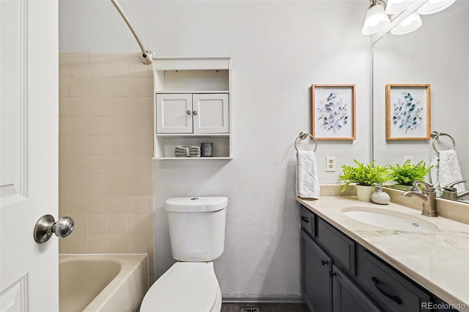 MLS Image #16 for 10289  halleys way,littleton, Colorado