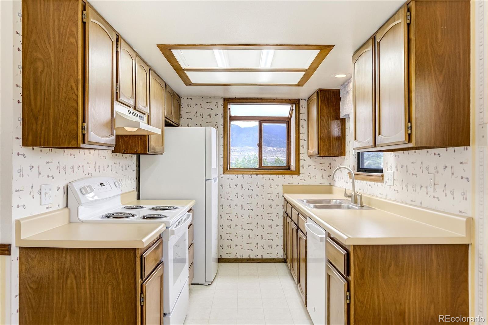 MLS Image #14 for 2385  stepping stones way ,colorado springs, Colorado