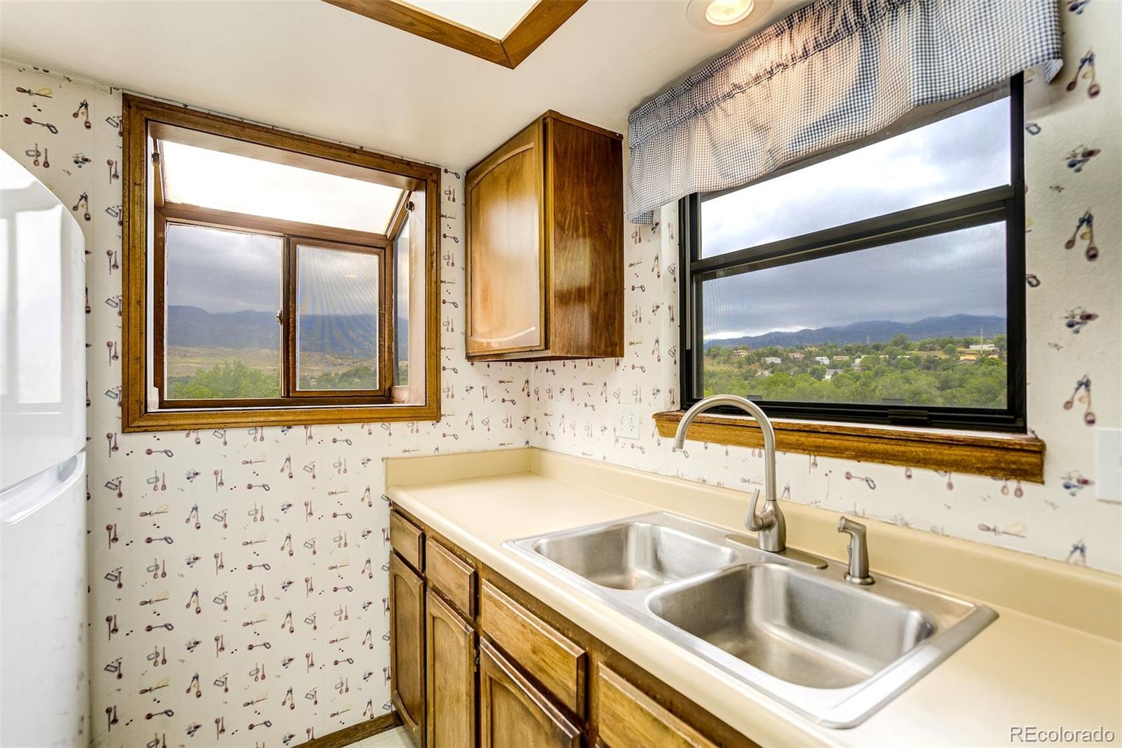 MLS Image #15 for 2385  stepping stones way ,colorado springs, Colorado