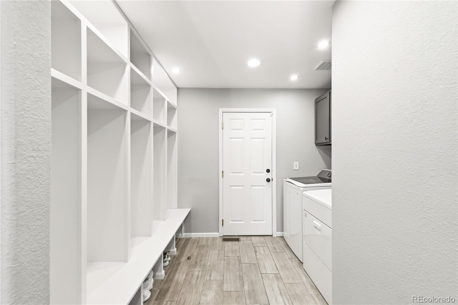 MLS Image #17 for 5247 s riviera circle,aurora, Colorado