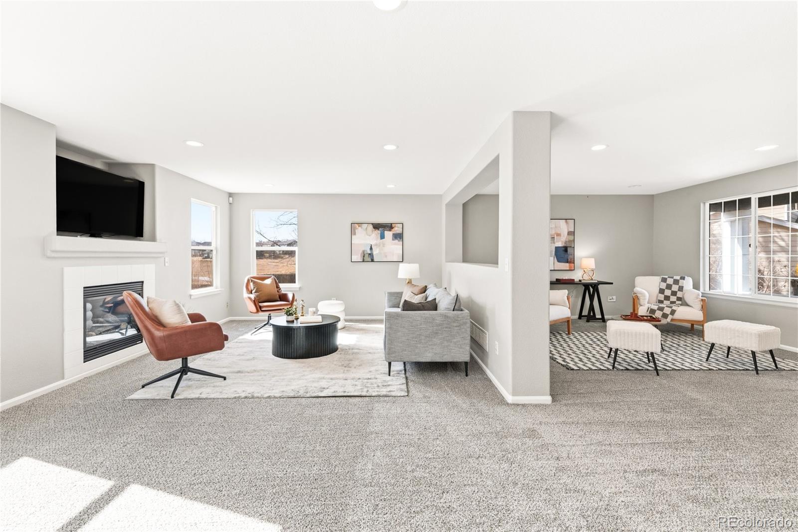 MLS Image #2 for 5247 s riviera circle,aurora, Colorado
