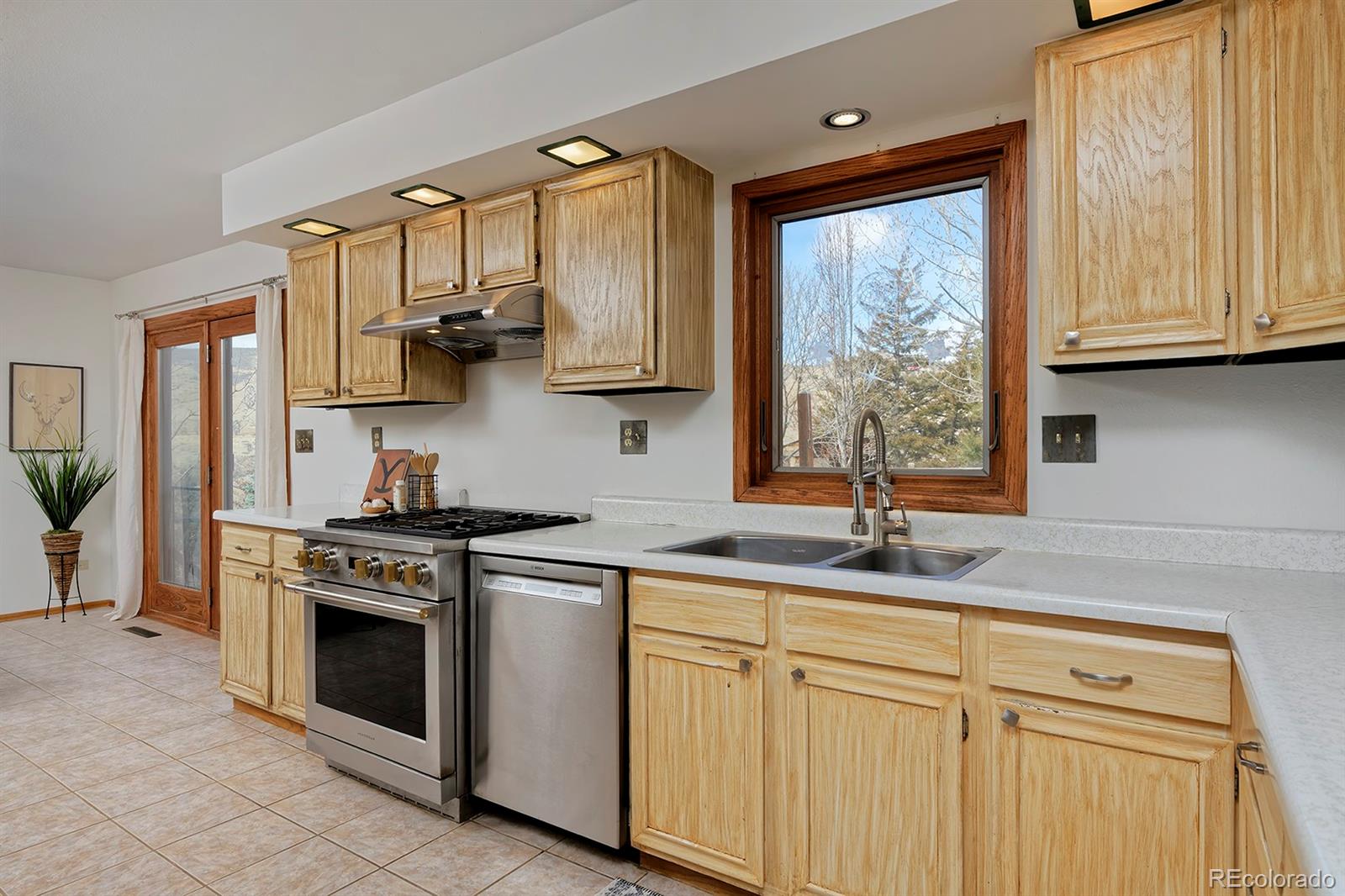 MLS Image #16 for 1525 s county road 27e ,berthoud, Colorado
