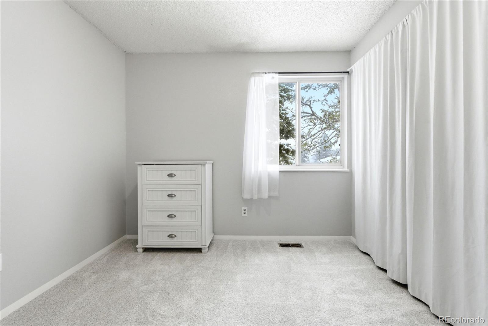 MLS Image #29 for 5062 s zang court,morrison, Colorado