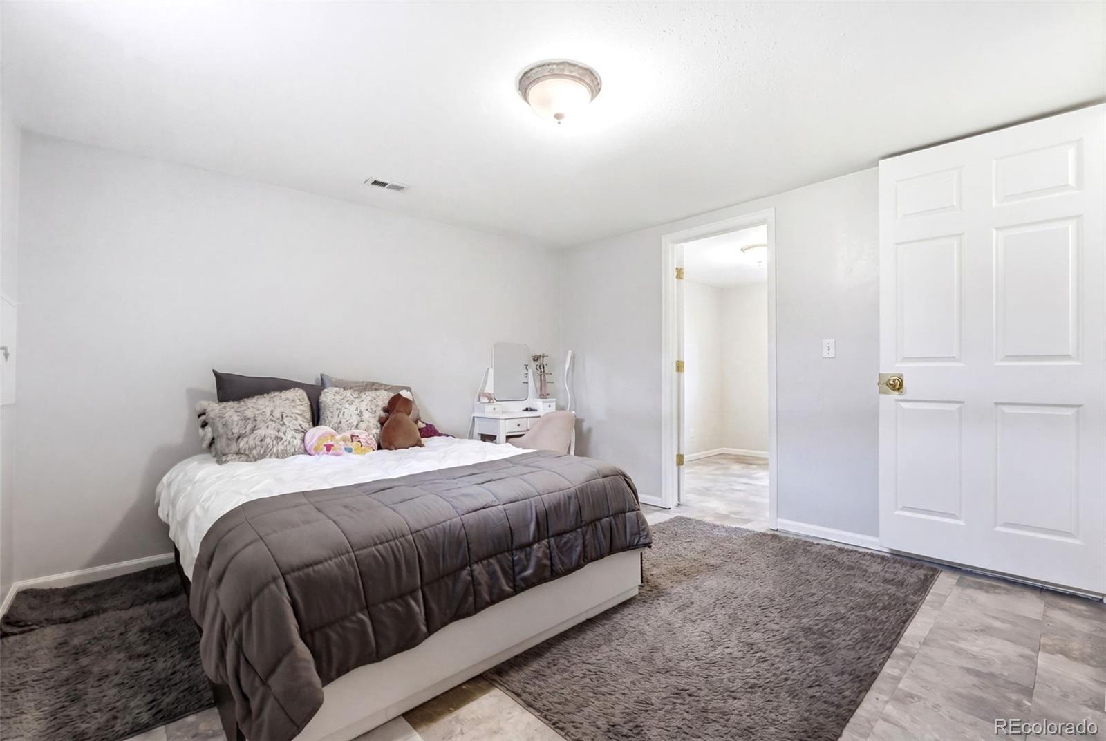 MLS Image #34 for 5062 s zang court,morrison, Colorado
