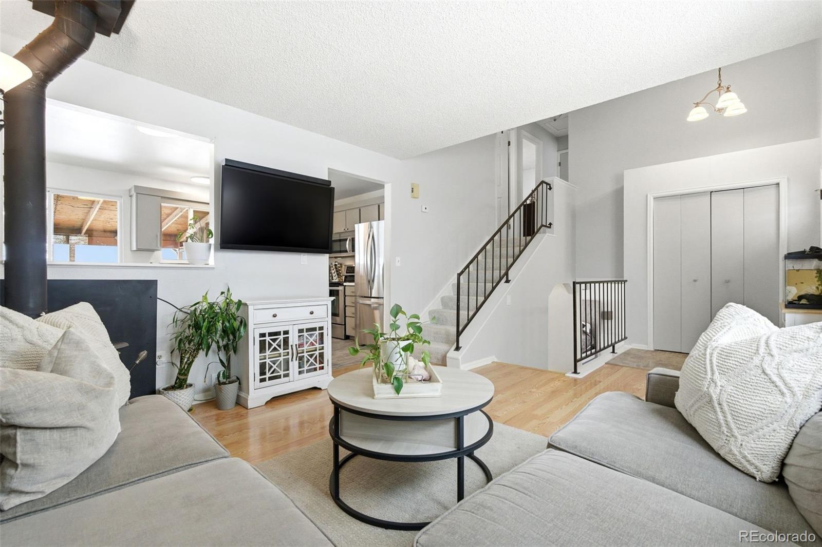 MLS Image #4 for 5062 s zang court,morrison, Colorado