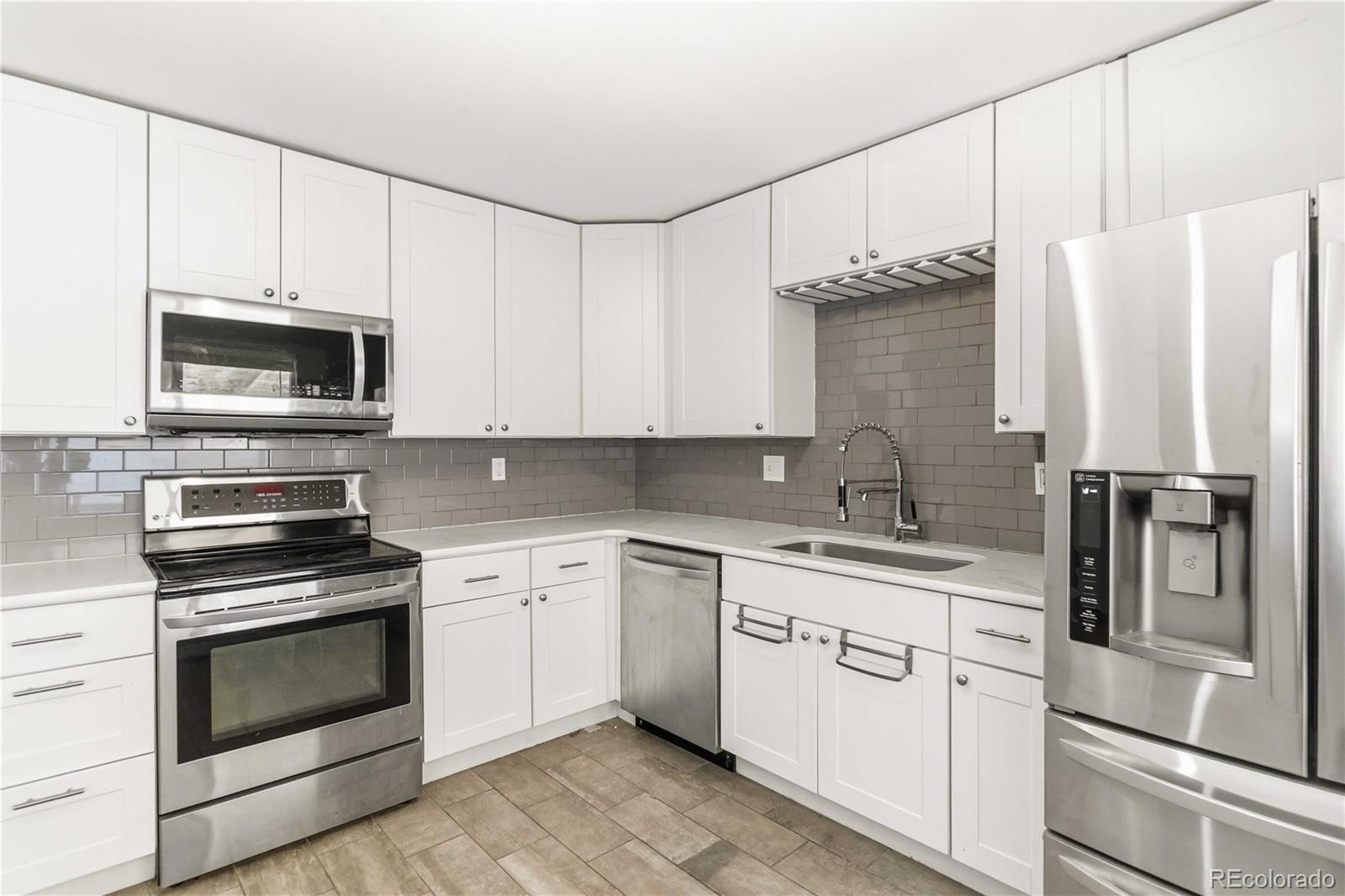 MLS Image #13 for 1511  server drive,colorado springs, Colorado
