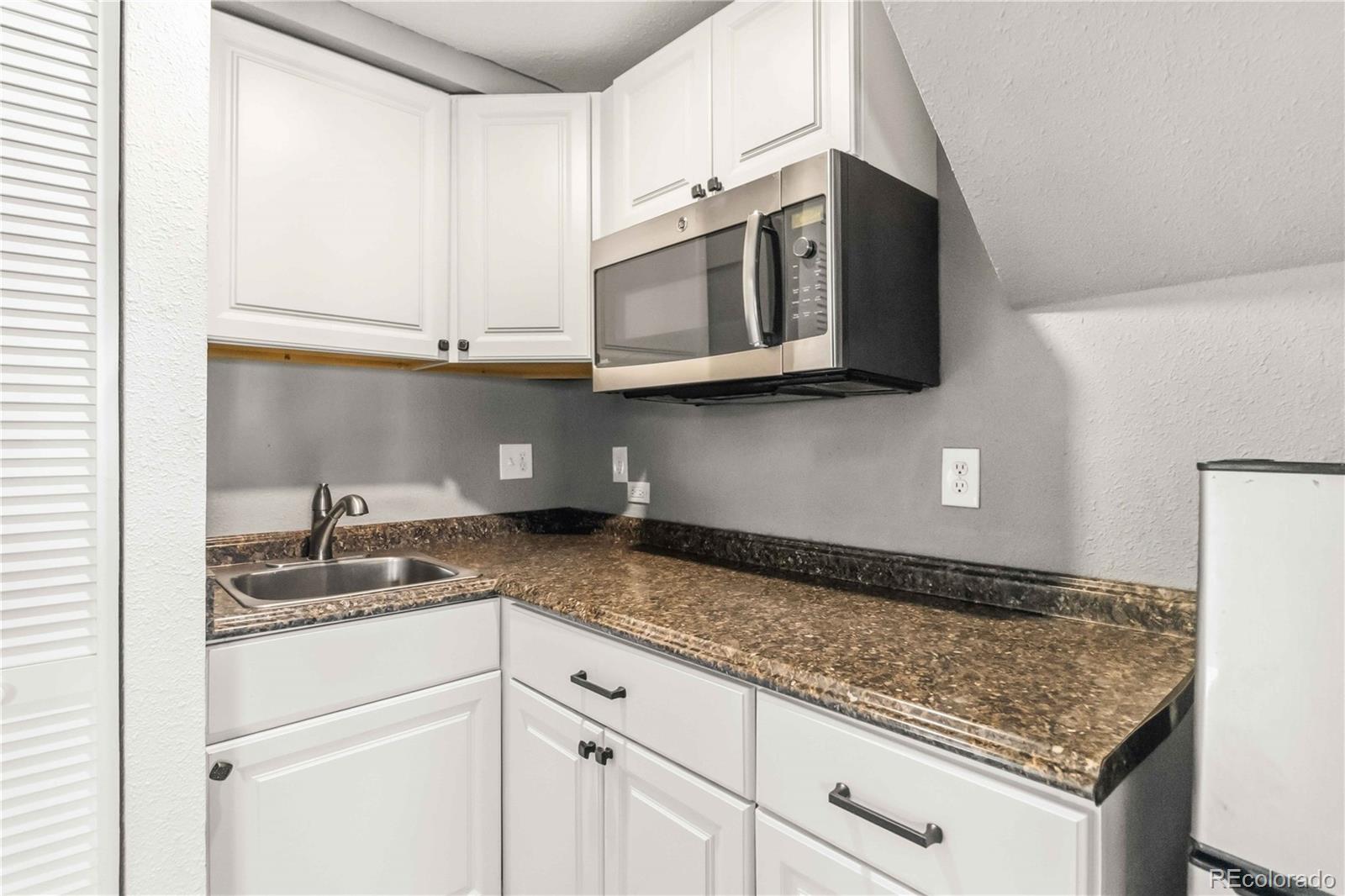 MLS Image #20 for 1511  server drive,colorado springs, Colorado
