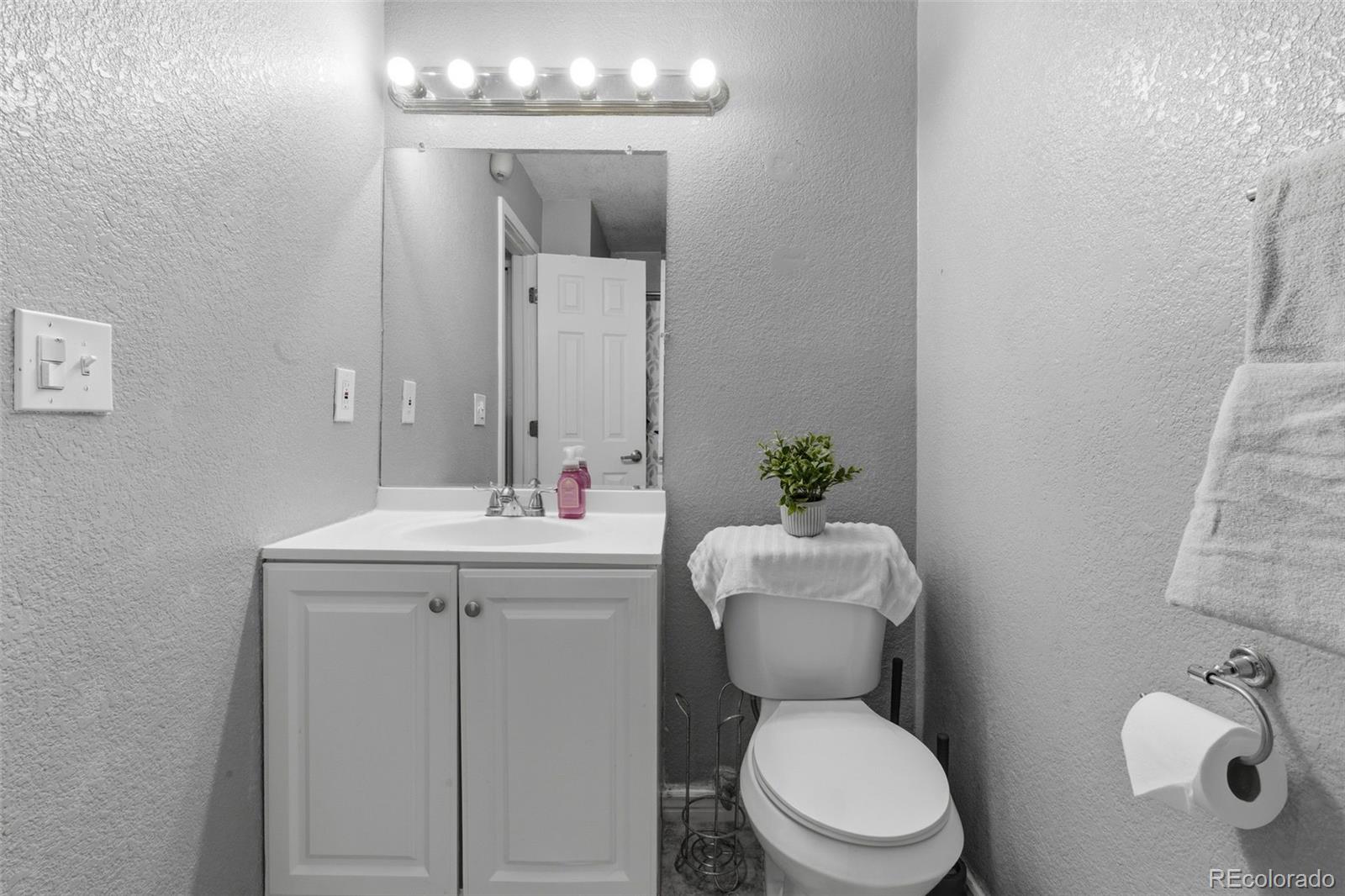 MLS Image #13 for 3247 s ensenada way,aurora, Colorado