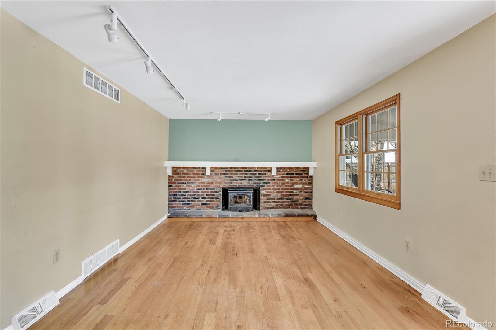 MLS Image #11 for 5567 s lansing way,englewood, Colorado