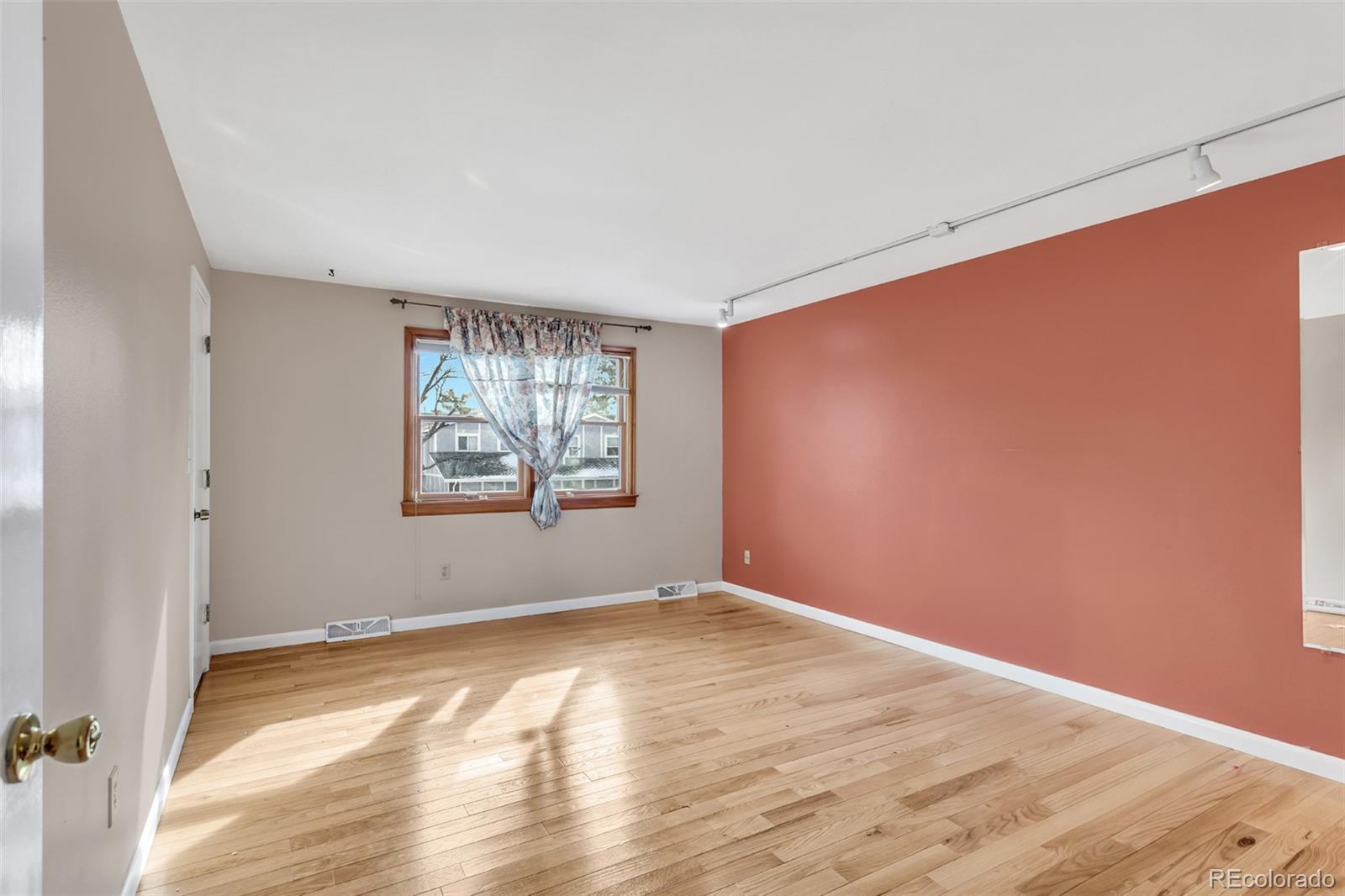 MLS Image #17 for 5567 s lansing way,englewood, Colorado