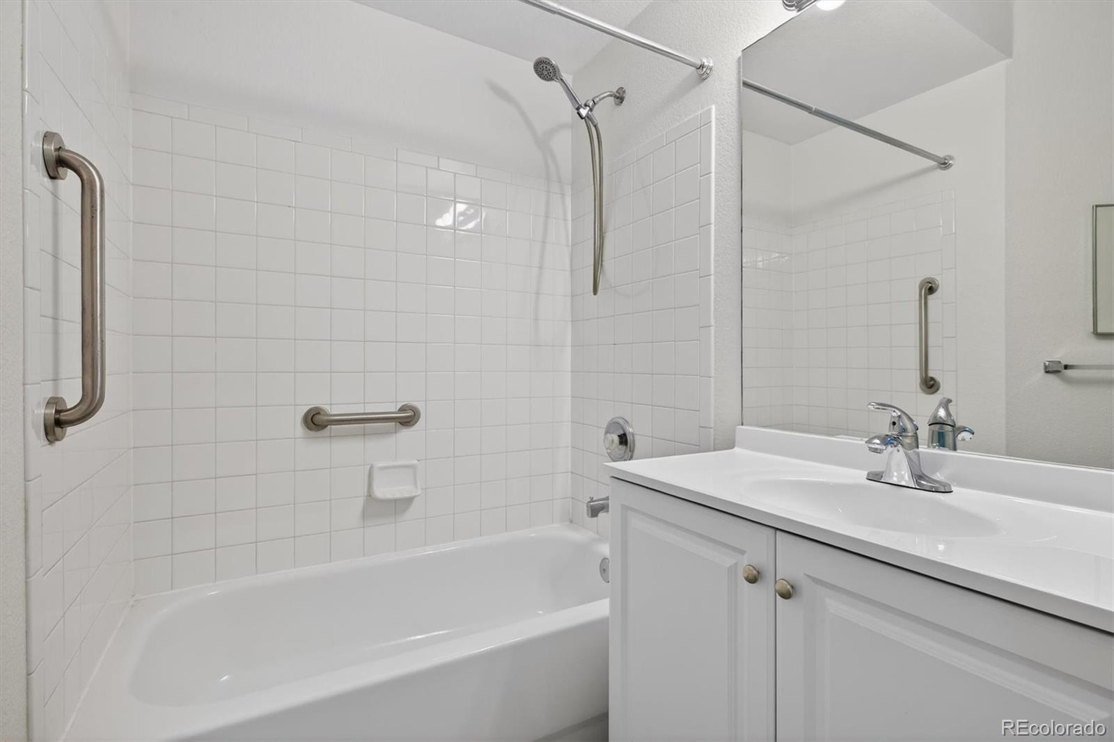 MLS Image #29 for 911 s zeno way 102,aurora, Colorado