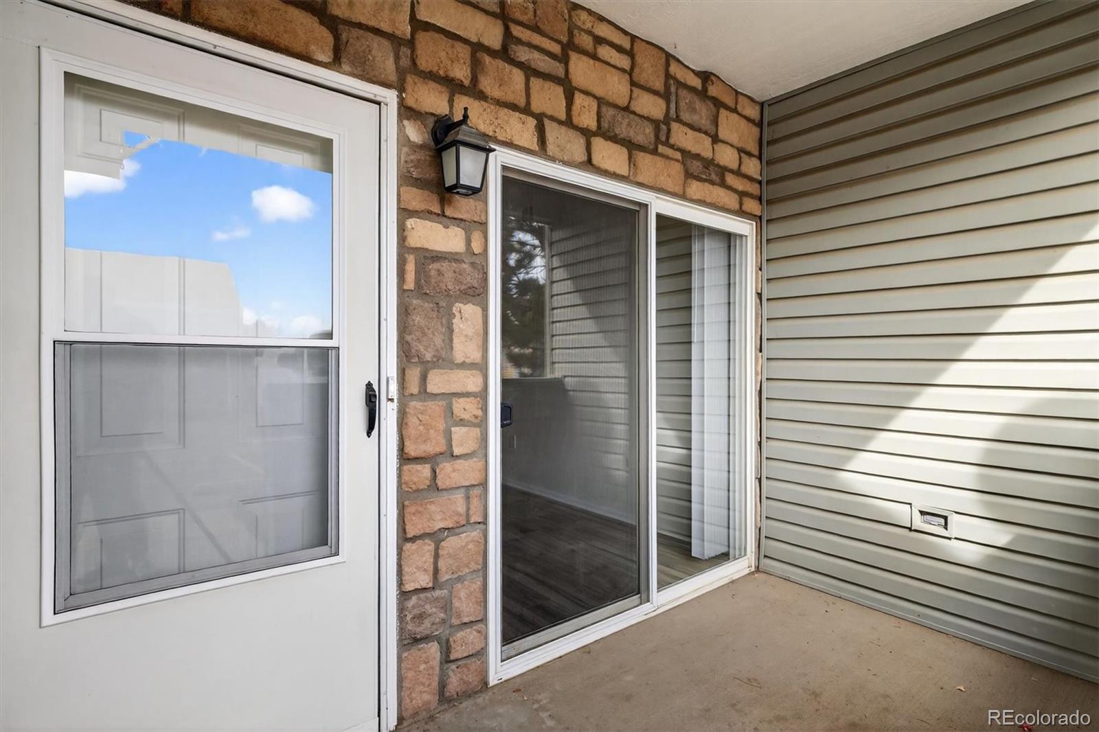 MLS Image #4 for 911 s zeno way 102,aurora, Colorado