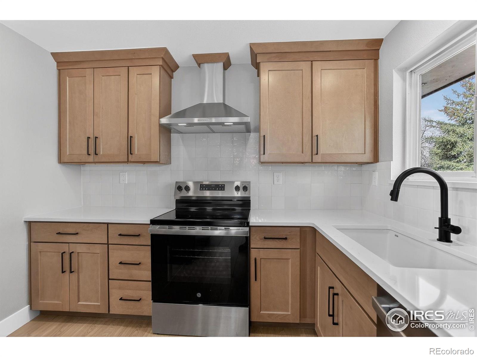 MLS Image #9 for 4068  delcon court,loveland, Colorado