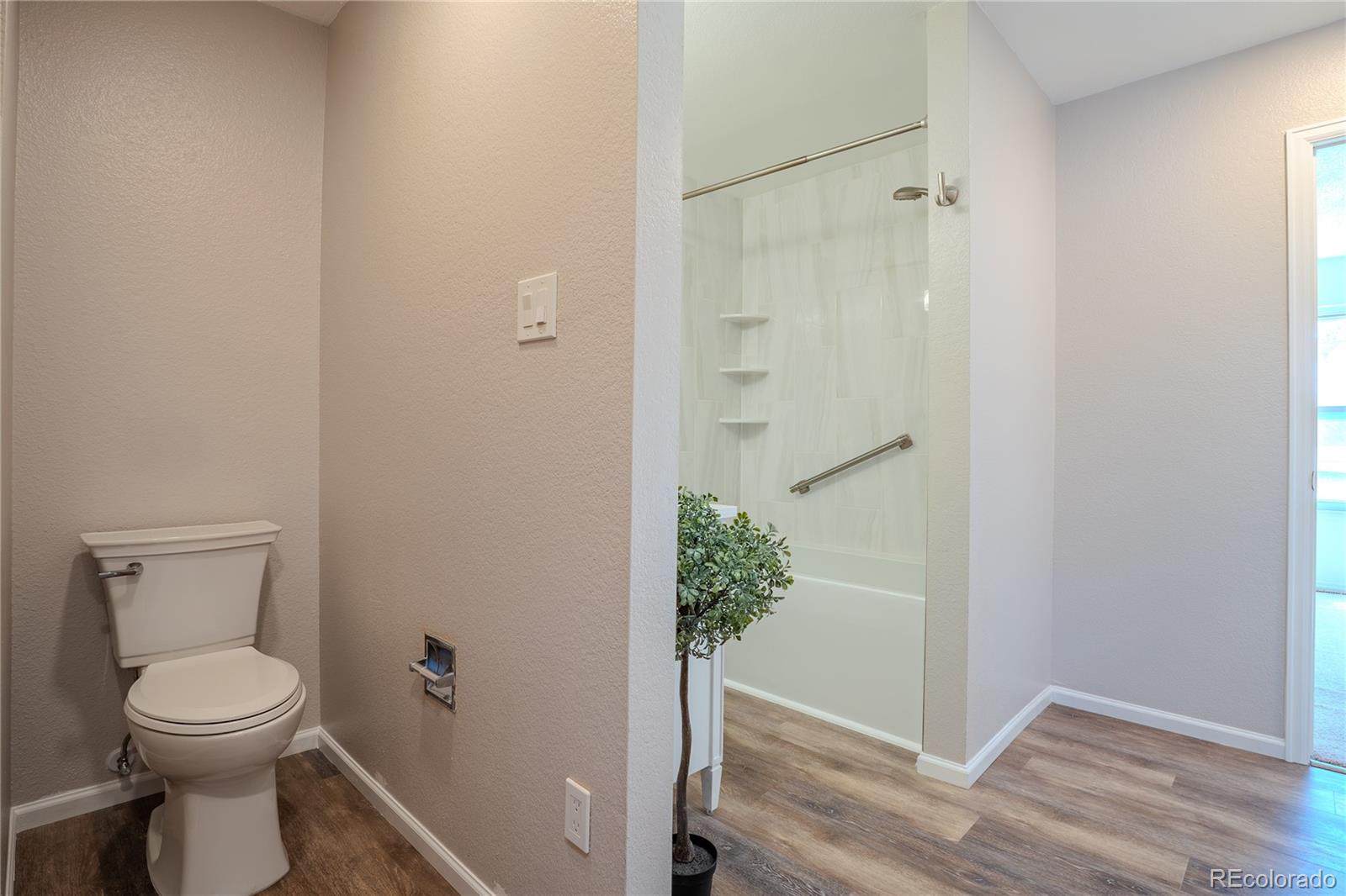 MLS Image #17 for 6315  oak street 2,arvada, Colorado