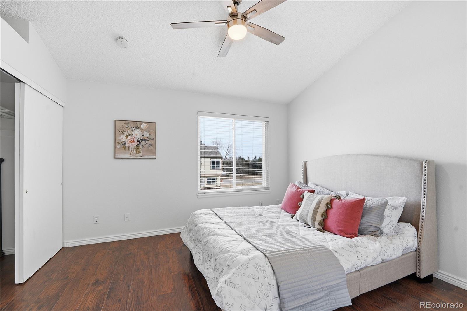 MLS Image #11 for 918  summer drive ,highlands ranch, Colorado