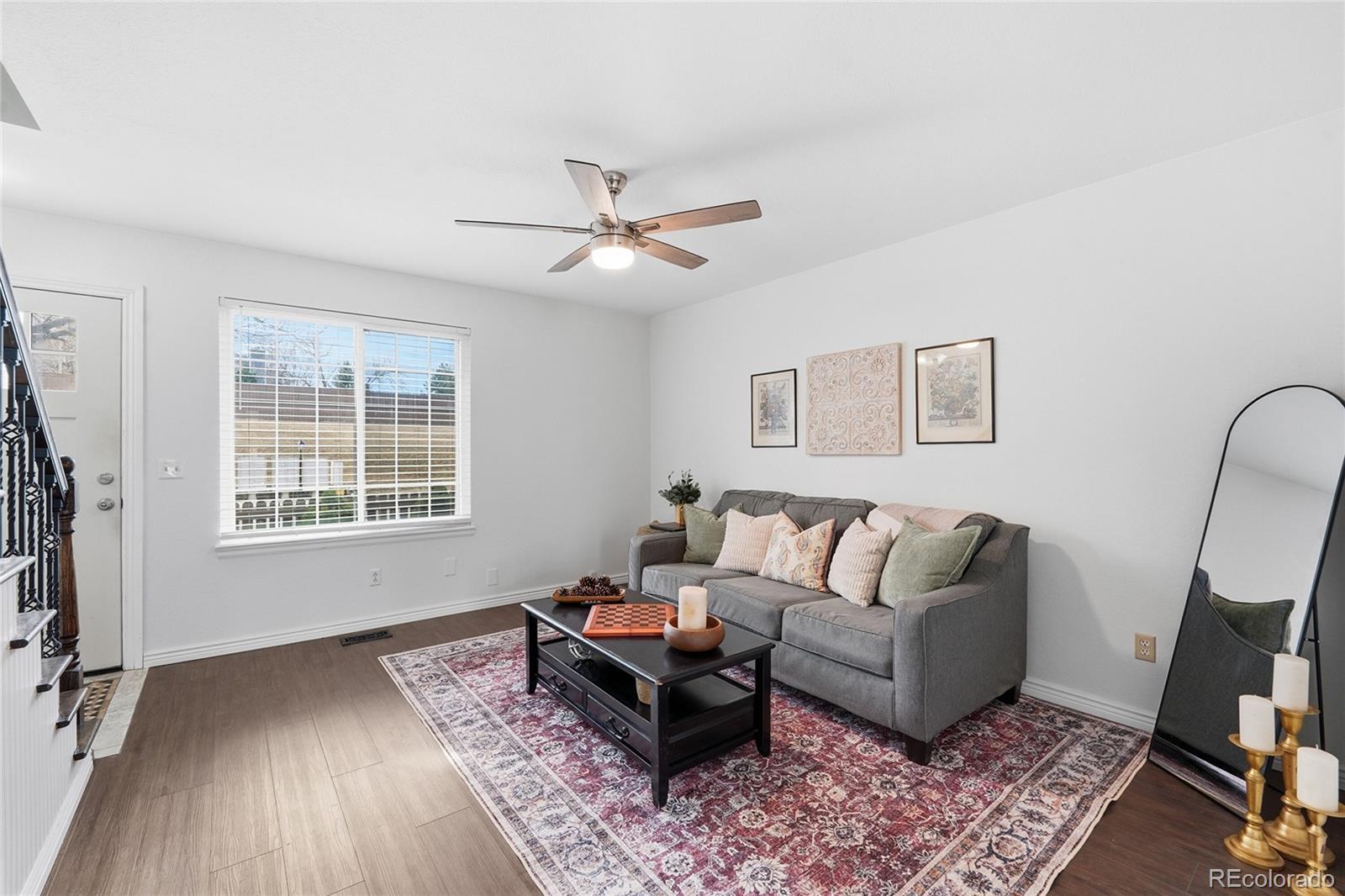 MLS Image #2 for 918  summer drive ,highlands ranch, Colorado