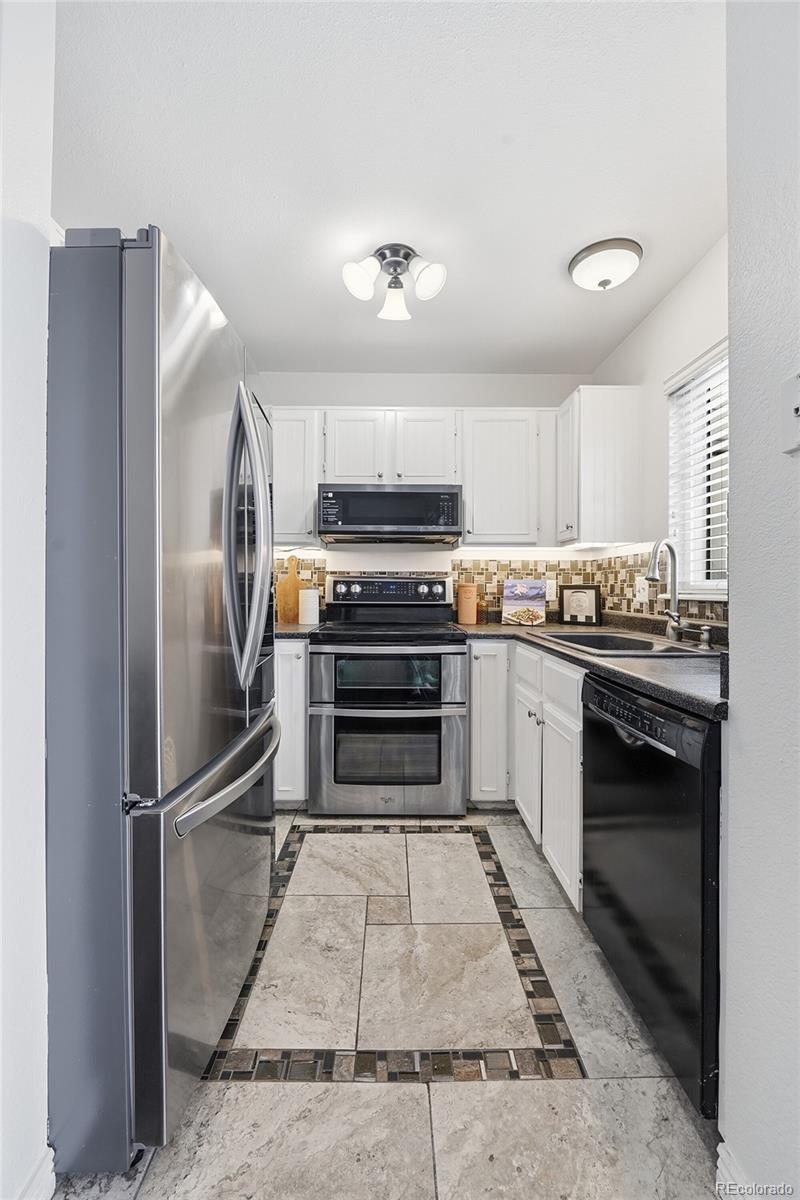 MLS Image #8 for 918  summer drive ,highlands ranch, Colorado