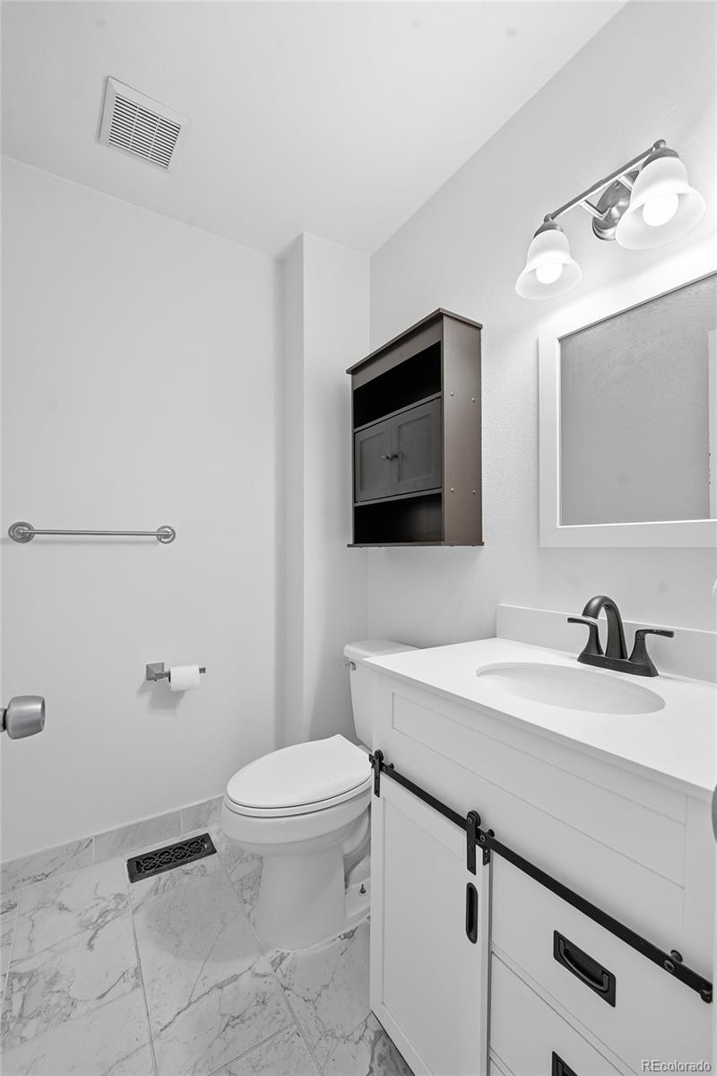 MLS Image #9 for 918  summer drive ,highlands ranch, Colorado