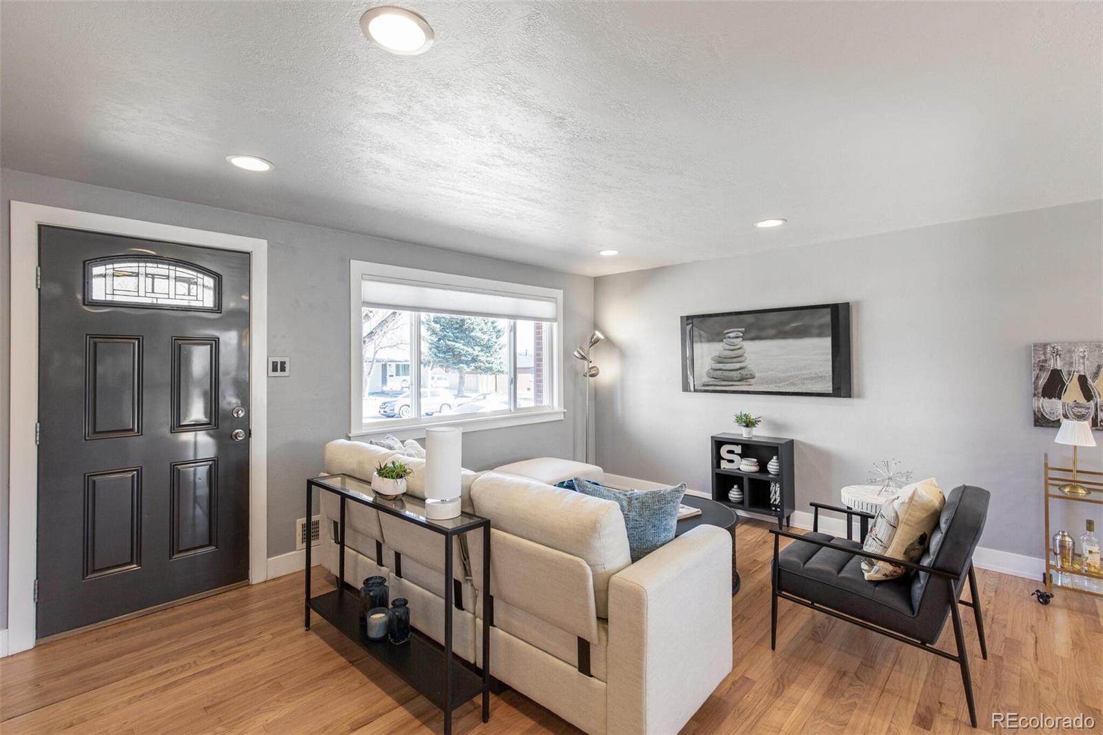 MLS Image #2 for 8361  quivira drive,denver, Colorado