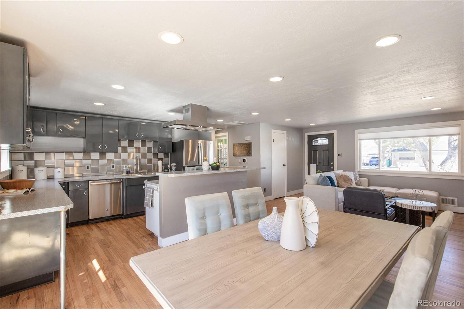 MLS Image #5 for 8361  quivira drive,denver, Colorado
