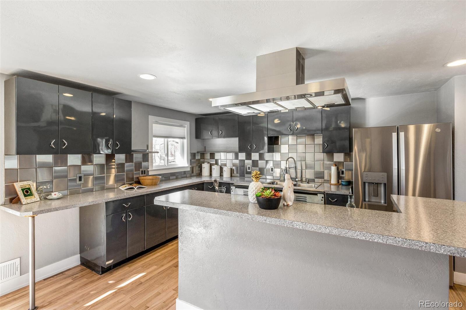 MLS Image #7 for 8361  quivira drive,denver, Colorado