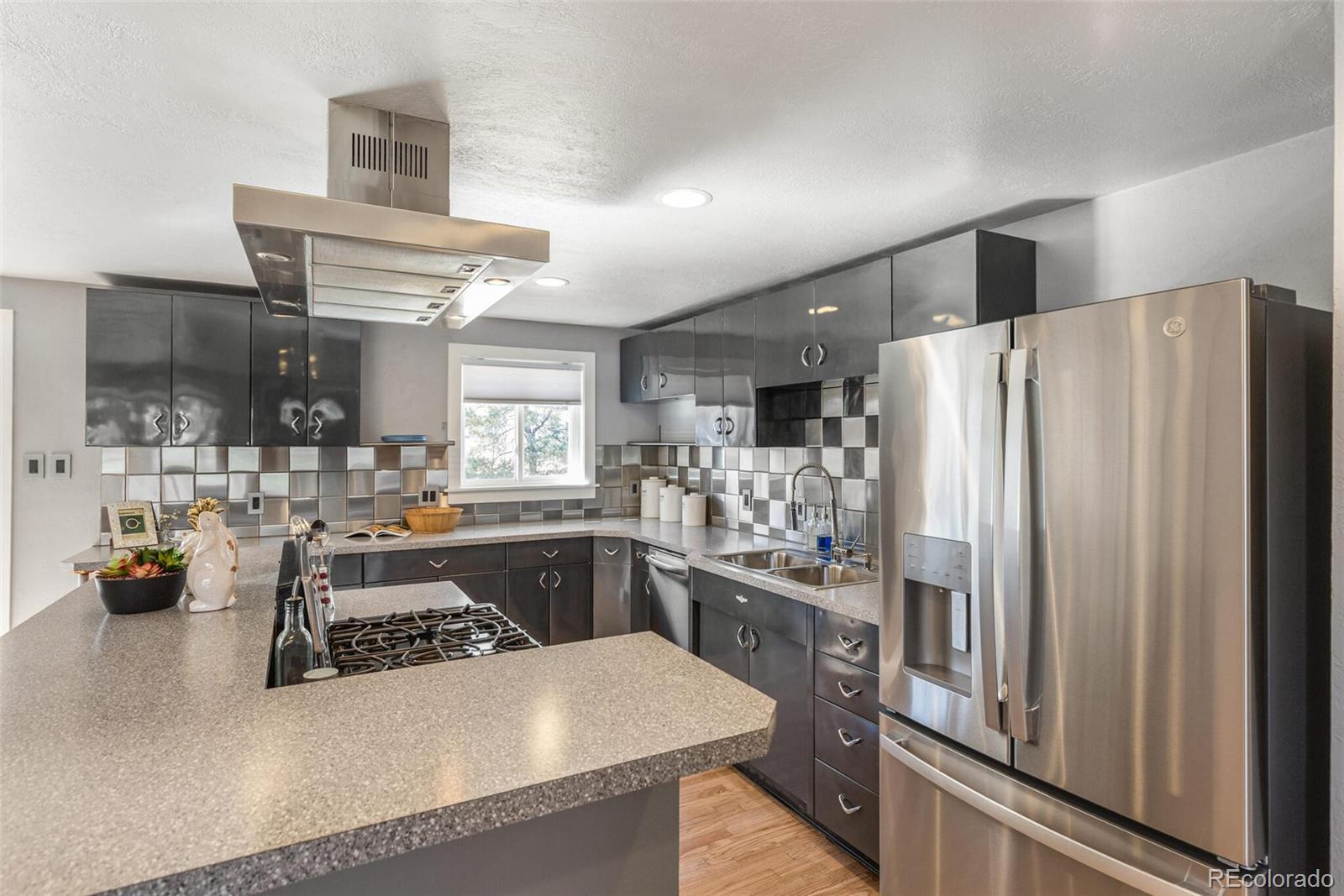 MLS Image #8 for 8361  quivira drive,denver, Colorado