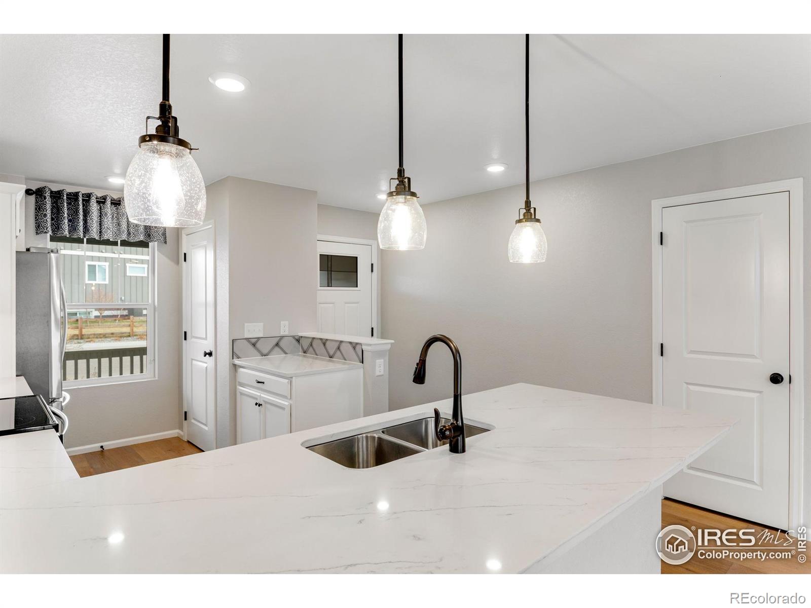 MLS Image #10 for 2817  cub lake drive,loveland, Colorado