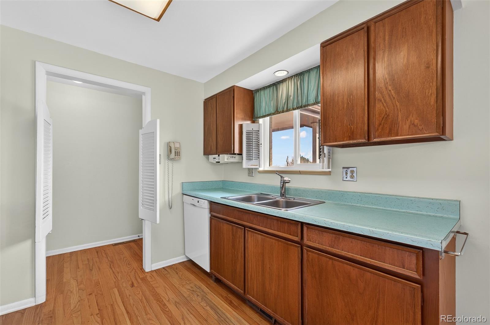 MLS Image #12 for 8371  shoshone street,denver, Colorado