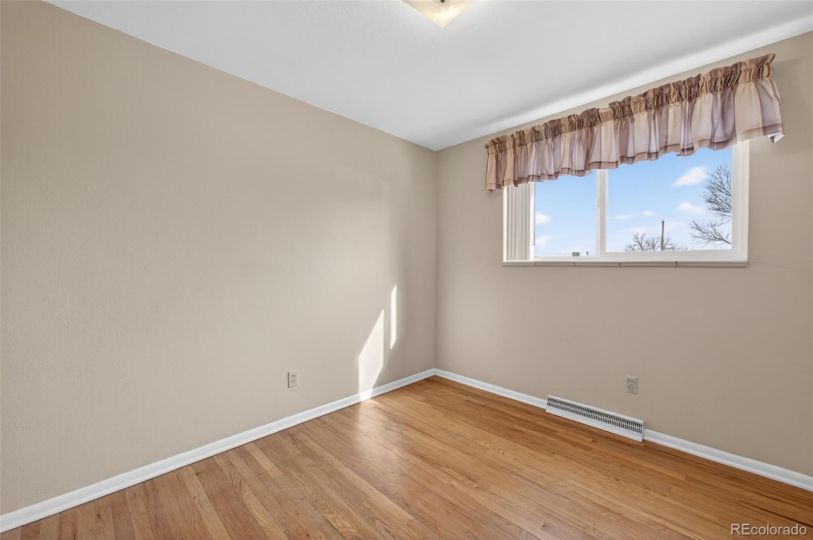 MLS Image #23 for 8371  shoshone street,denver, Colorado