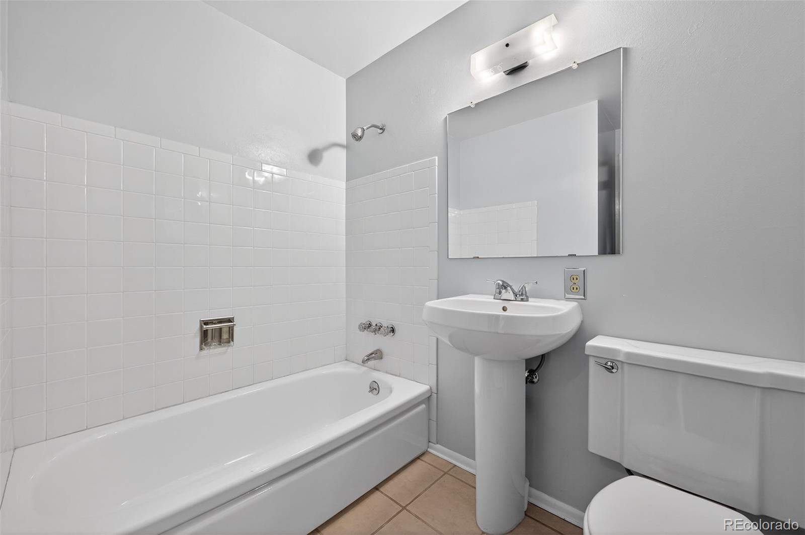 MLS Image #25 for 8371  shoshone street,denver, Colorado