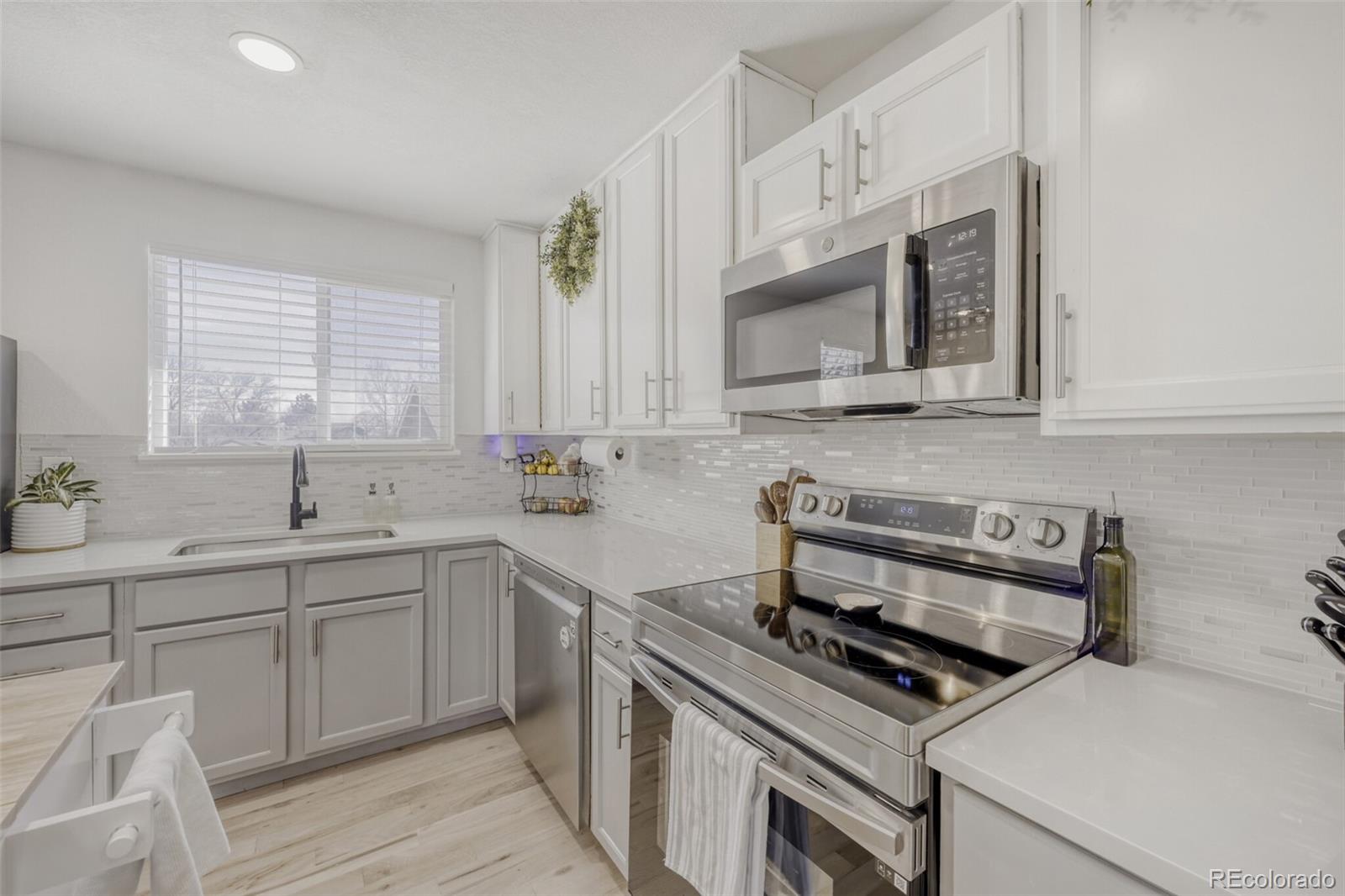 MLS Image #9 for 3422 e 114th drive,thornton, Colorado