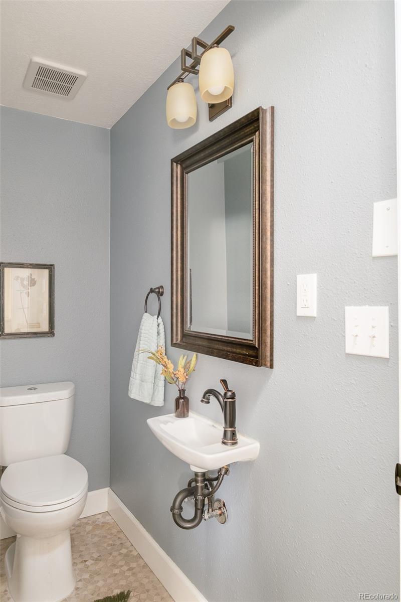 MLS Image #23 for 1607  secrest street,golden, Colorado